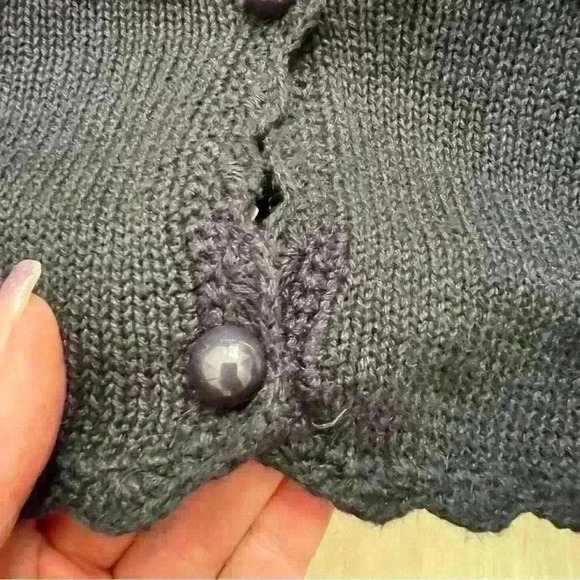 Vintage Capacity Floral and Plaid Bow Knit Vest Large - Picture 4 of 7